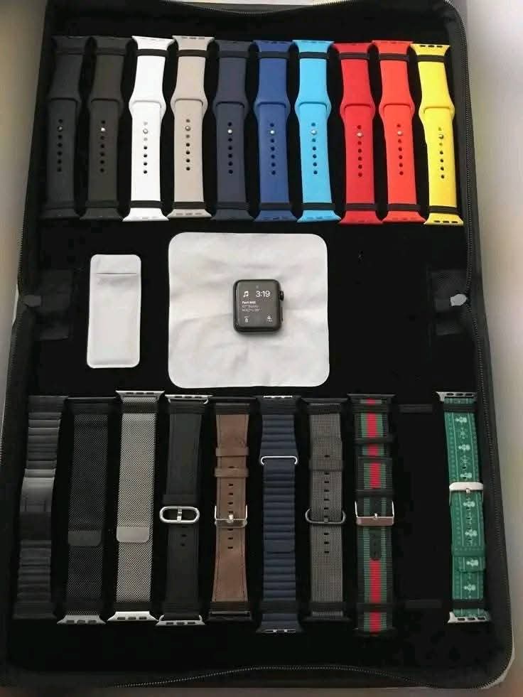 Apple Watch - Image 2
