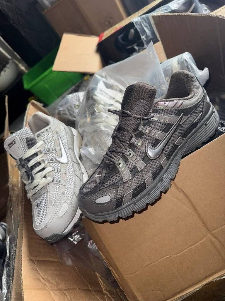 Authentic Nike Shoes - Image 3