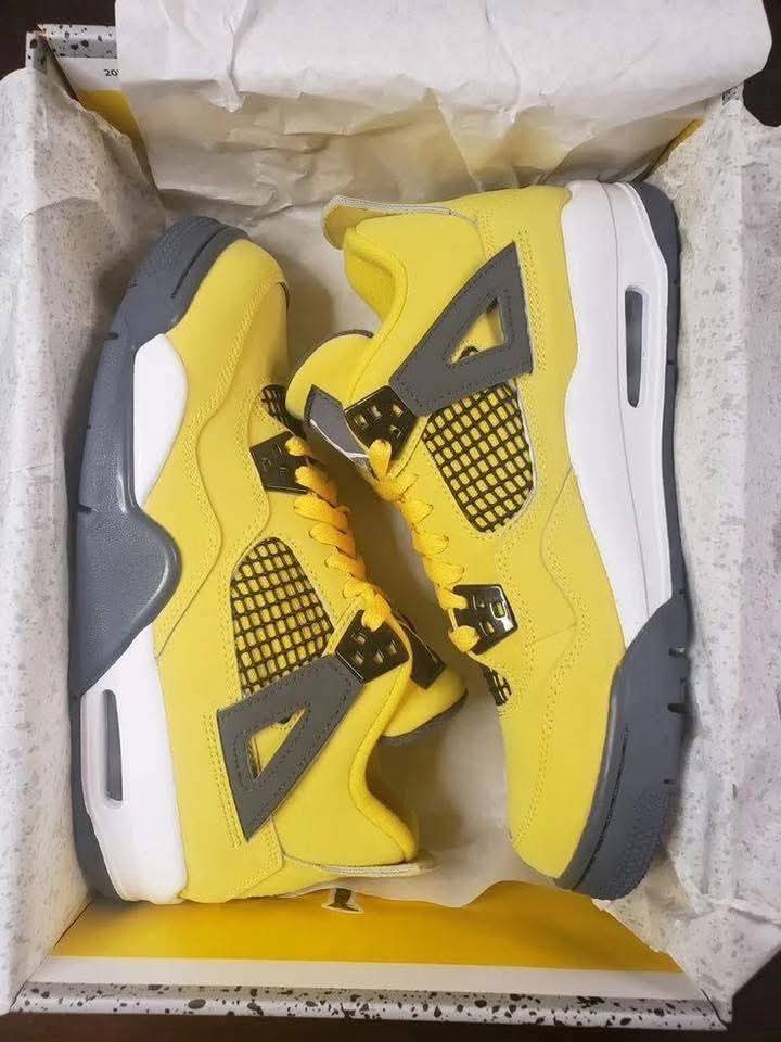 Jordan Sneakers - Image 2