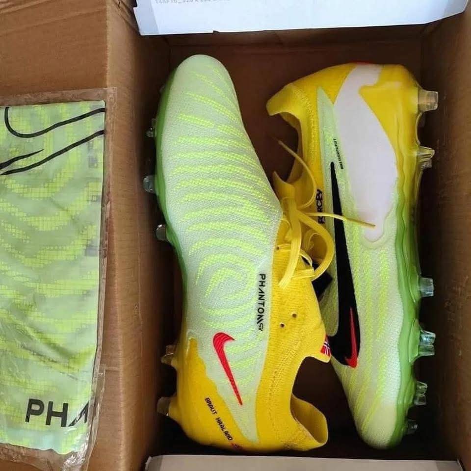 Soccer Cleats - Image 2