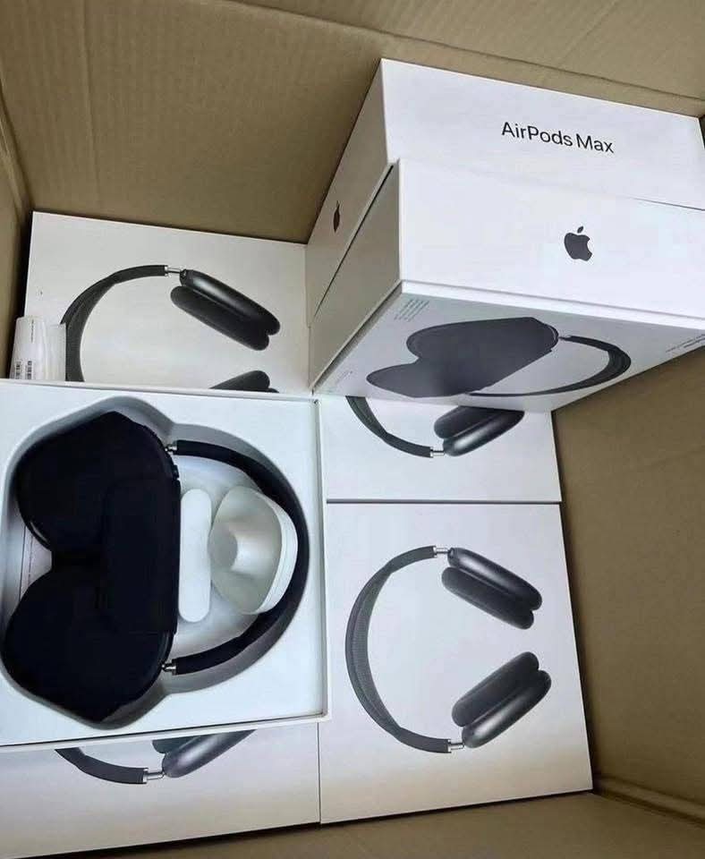 Apple AirPods Pro - Image 4