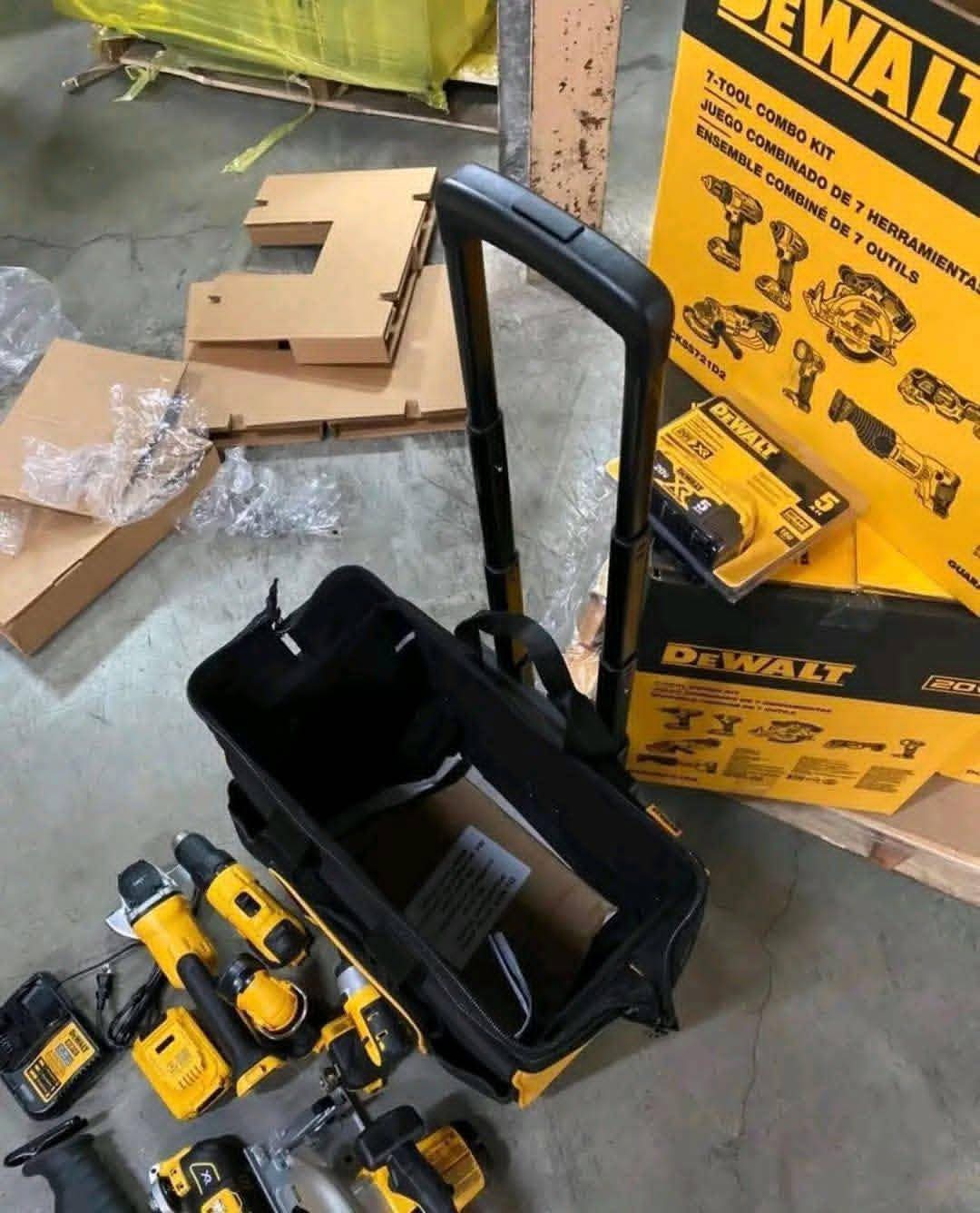Dewalt 7-Tool Combo kit - Image 3